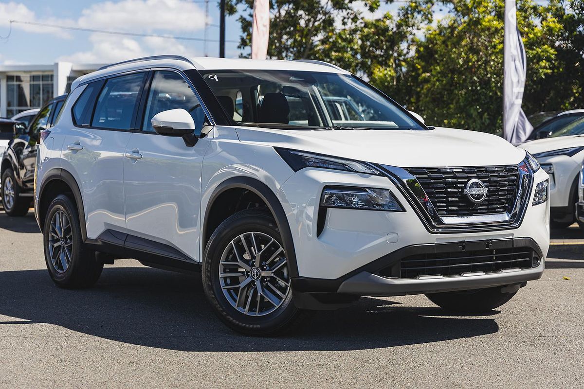 2024 Nissan X-TRAIL ST T33