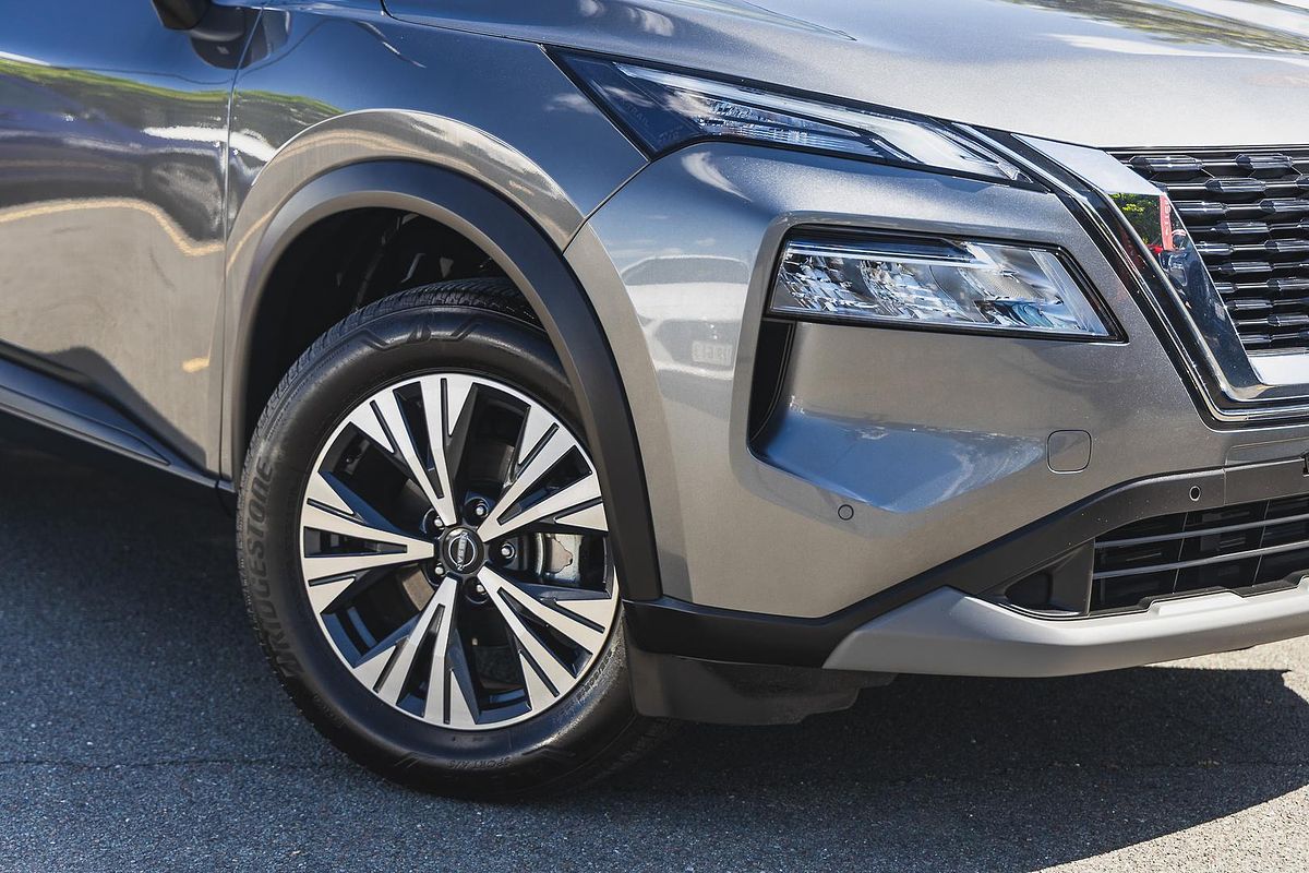 2025 Nissan X-TRAIL ST-L T33