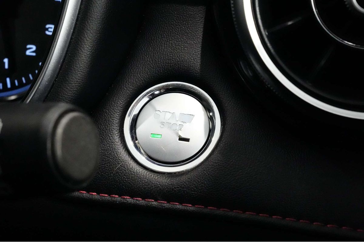 2022 MG HS Vibe SAS23