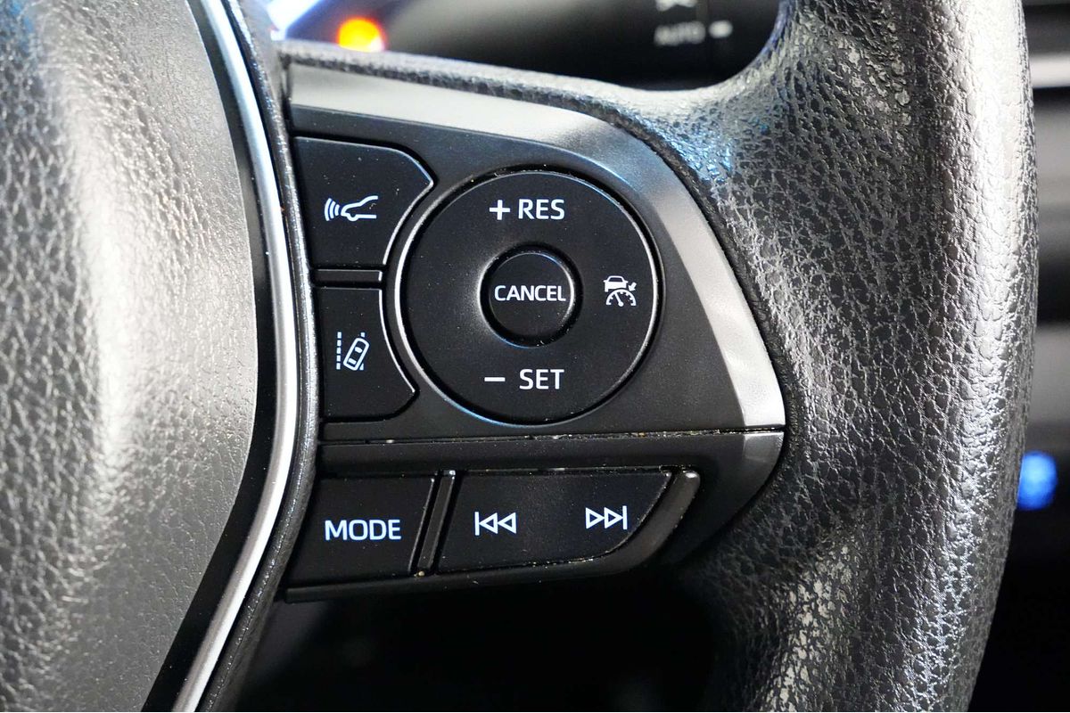 2020 Toyota Camry Ascent AXVH71R