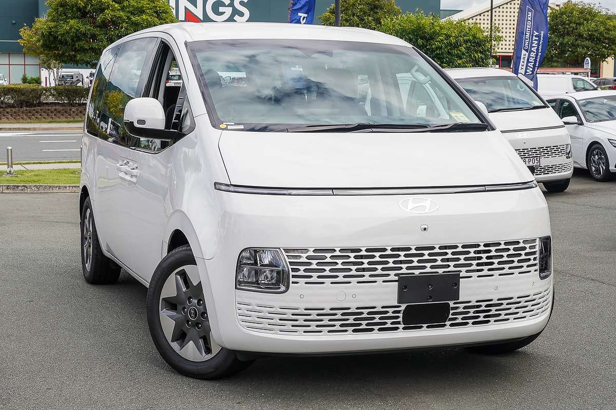 2025 Hyundai STARIA US4.V3