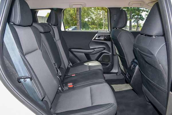 2023 Mitsubishi Outlander ES ZM thumb-8