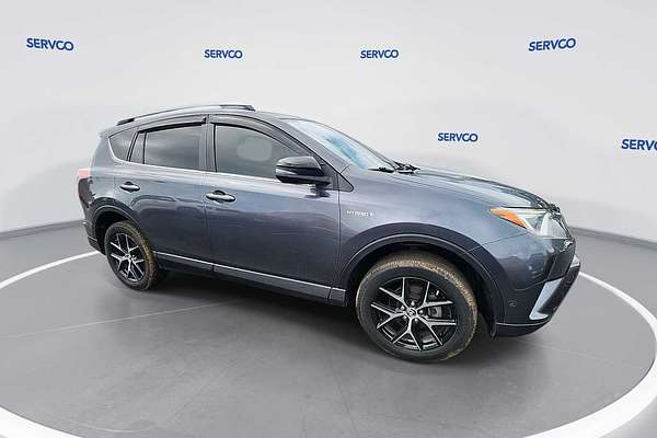2018 Toyota RAV4 Hybrid SE