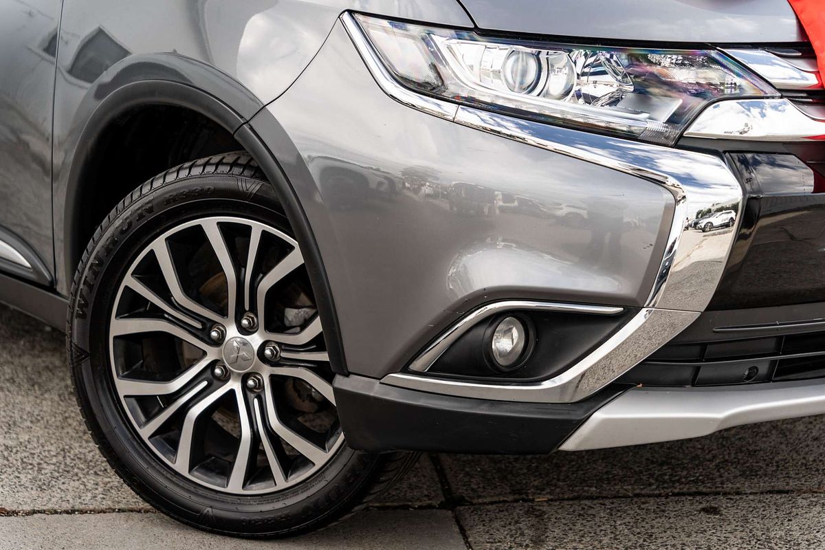 2017 Mitsubishi Outlander LS Safety Pack ZK