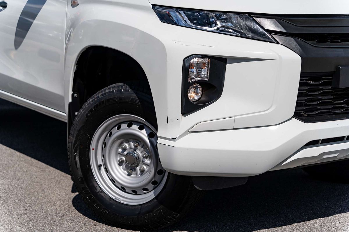 2021 Mitsubishi Triton GLX MR 4X4