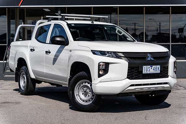 2021 Mitsubishi Triton GLX MR 4X4