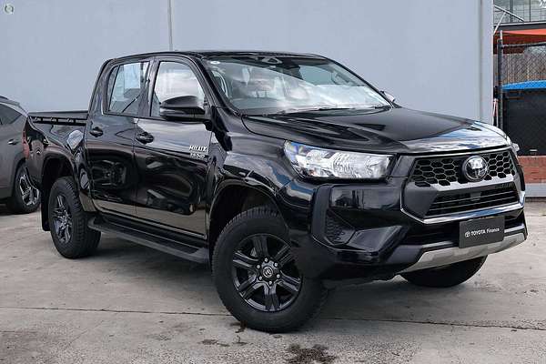 2024 Toyota Hilux SR GUN126R