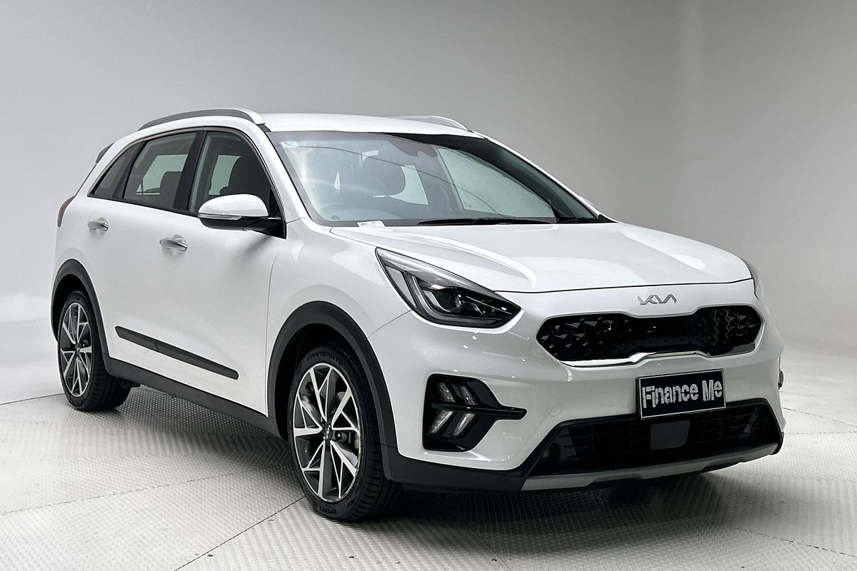 2021 Kia Niro Hybrid S DE