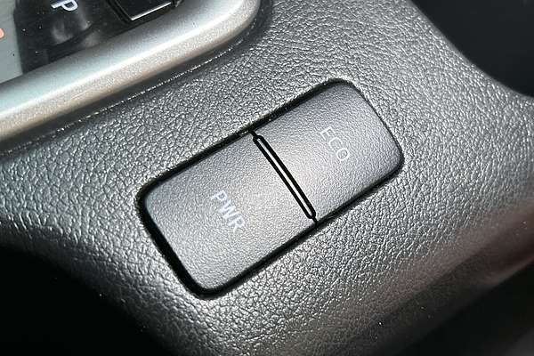 2022 Toyota Hilux SR5 GUN126R 4X4 thumb-15