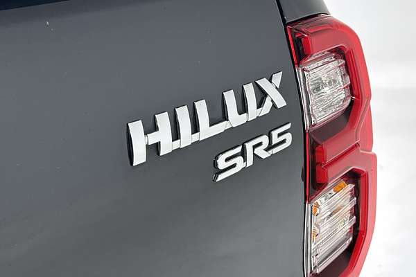 2022 Toyota Hilux SR5 GUN126R 4X4 thumb-21