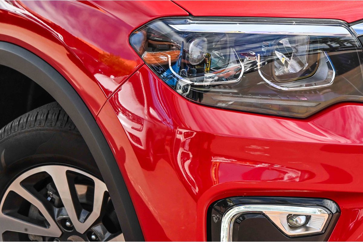 2023 Mahindra Scorpio Z8