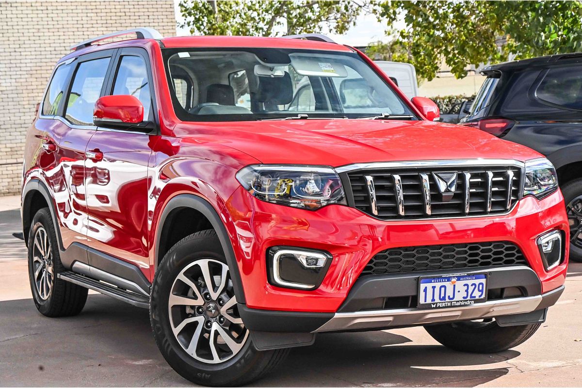 2023 Mahindra Scorpio Z8