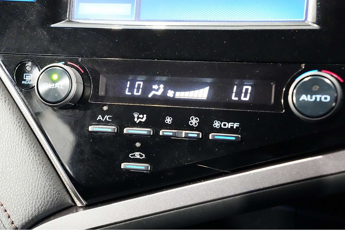 2020 Toyota Camry Ascent AXVH71R