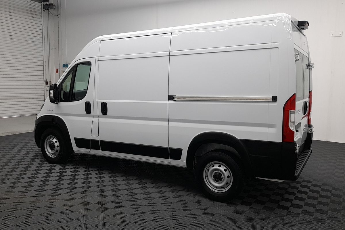 2021 Fiat Ducato  Series 7 MWB Mid Roof