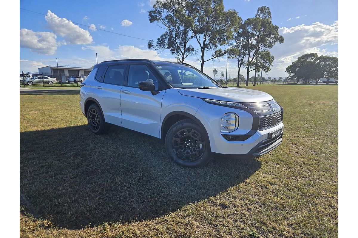 2026 Mitsubishi Outlander LS ZM