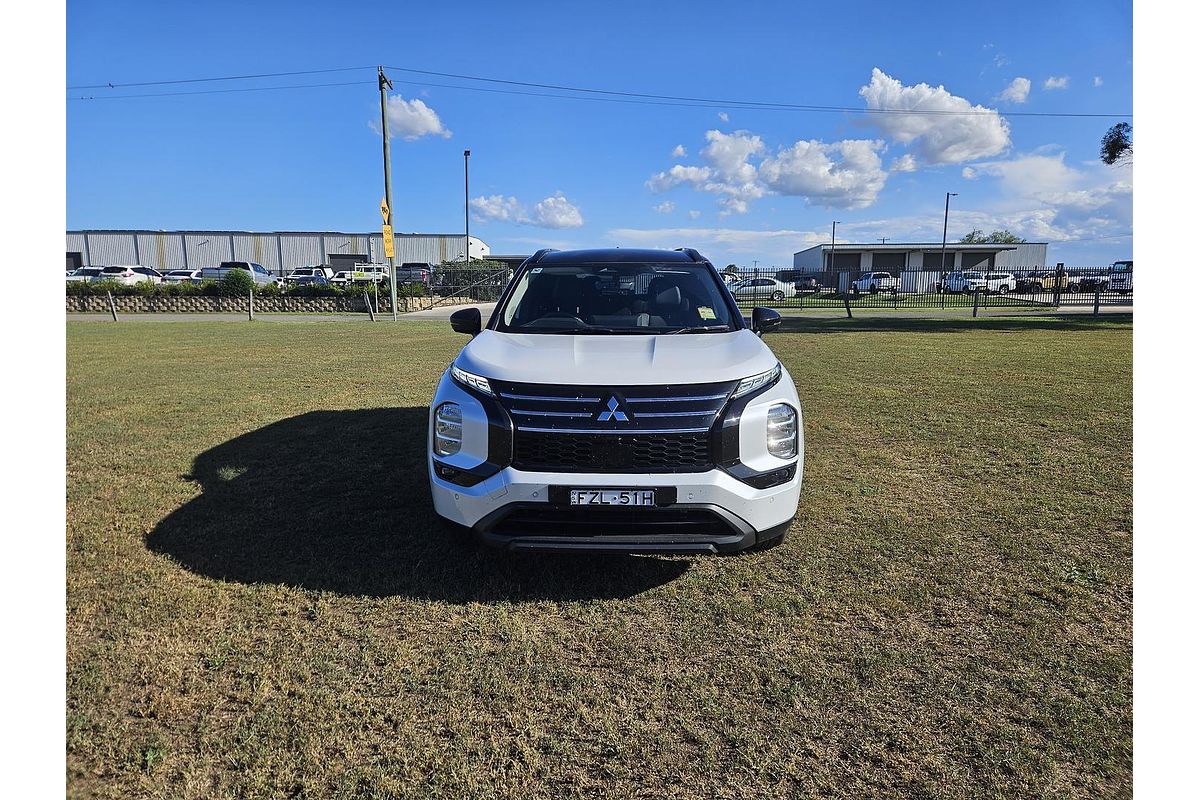 2026 Mitsubishi Outlander LS ZM