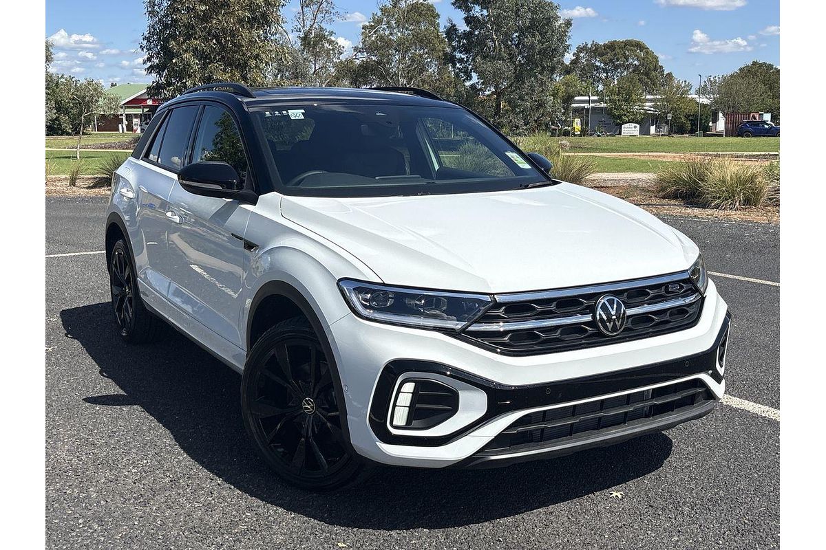2025 Volkswagen T-Roc 140TSI R-Line D11