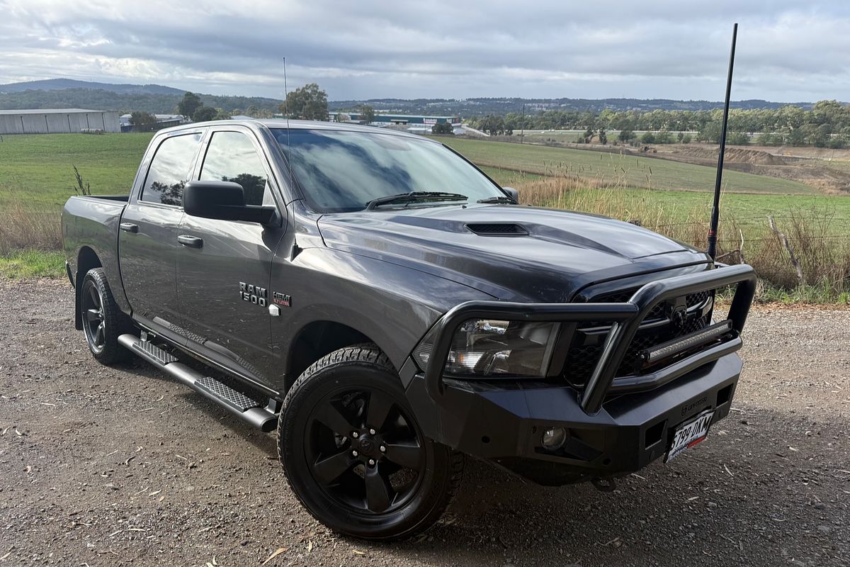 2022 RAM 1500 Express DS 4X4 SWB
