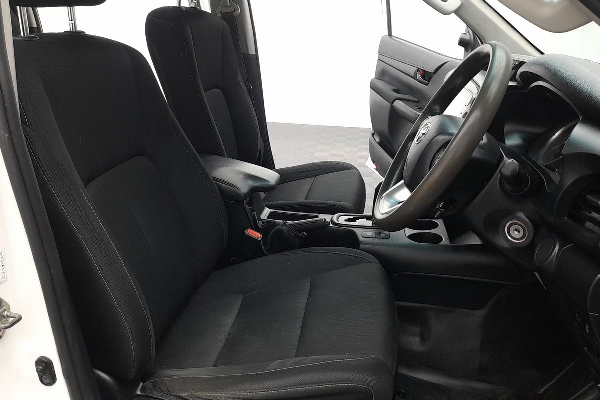 2021 Toyota Hilux SR GUN126R 4X4