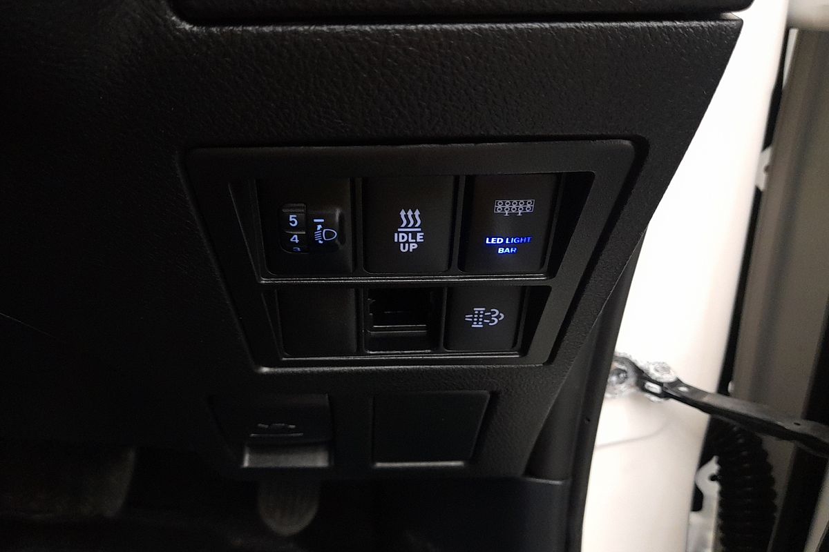 2021 Toyota Hilux SR GUN126R 4X4