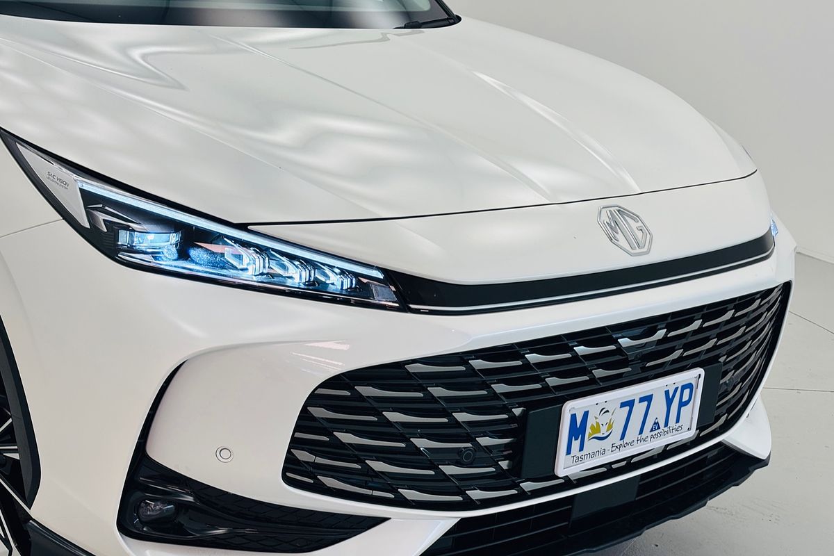 2025 MG HS Super Hybrid Essence AS33P