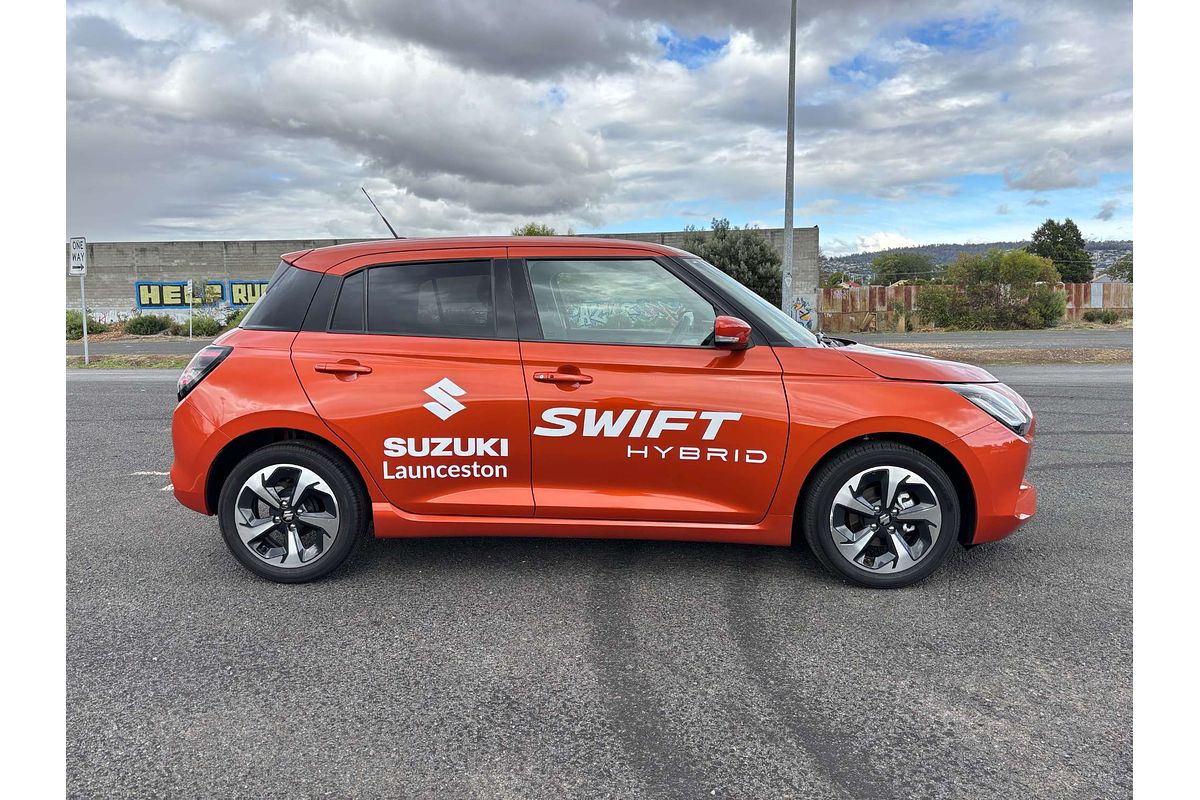 2025 Suzuki Swift Hybrid GLX UZ