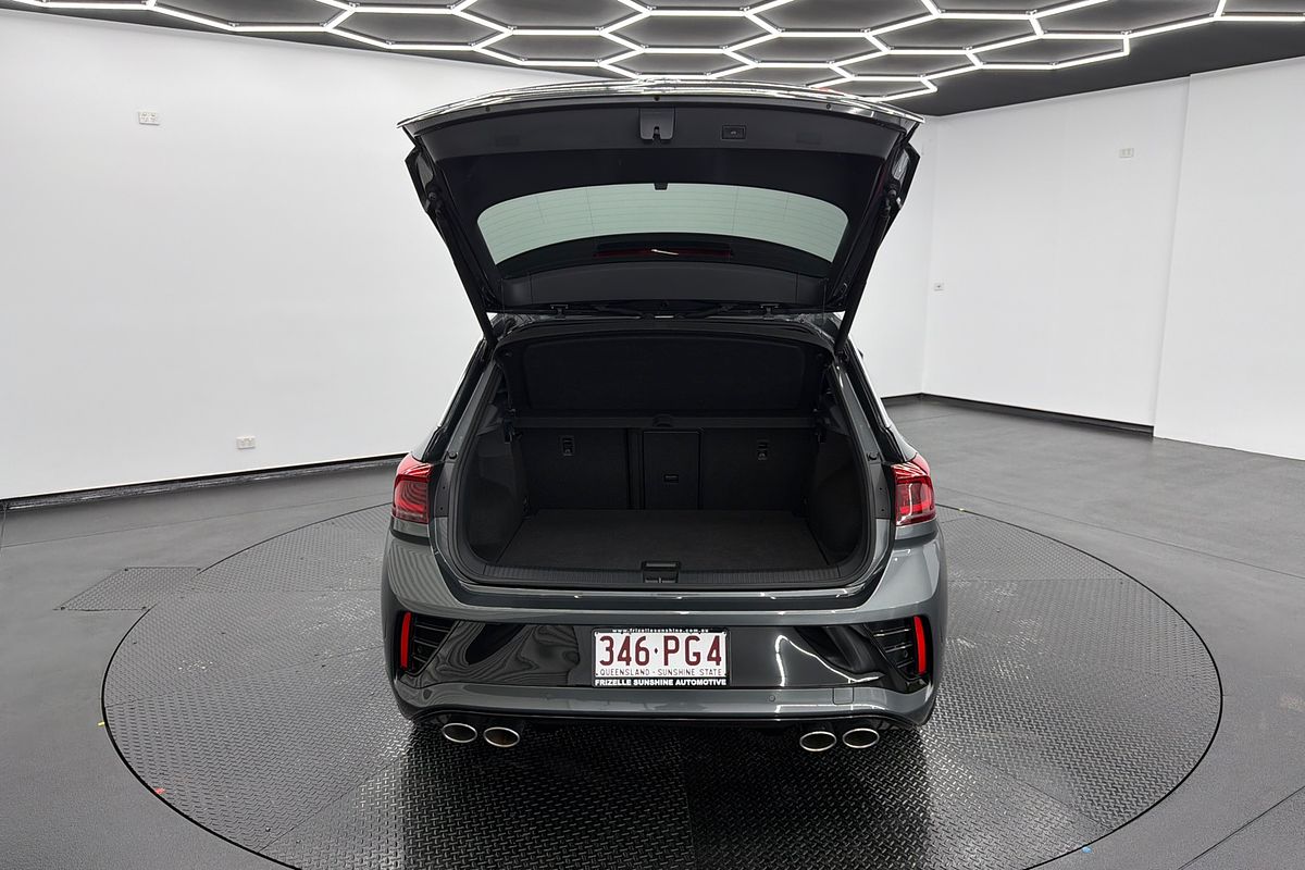 2023 Volkswagen T-Roc R D11