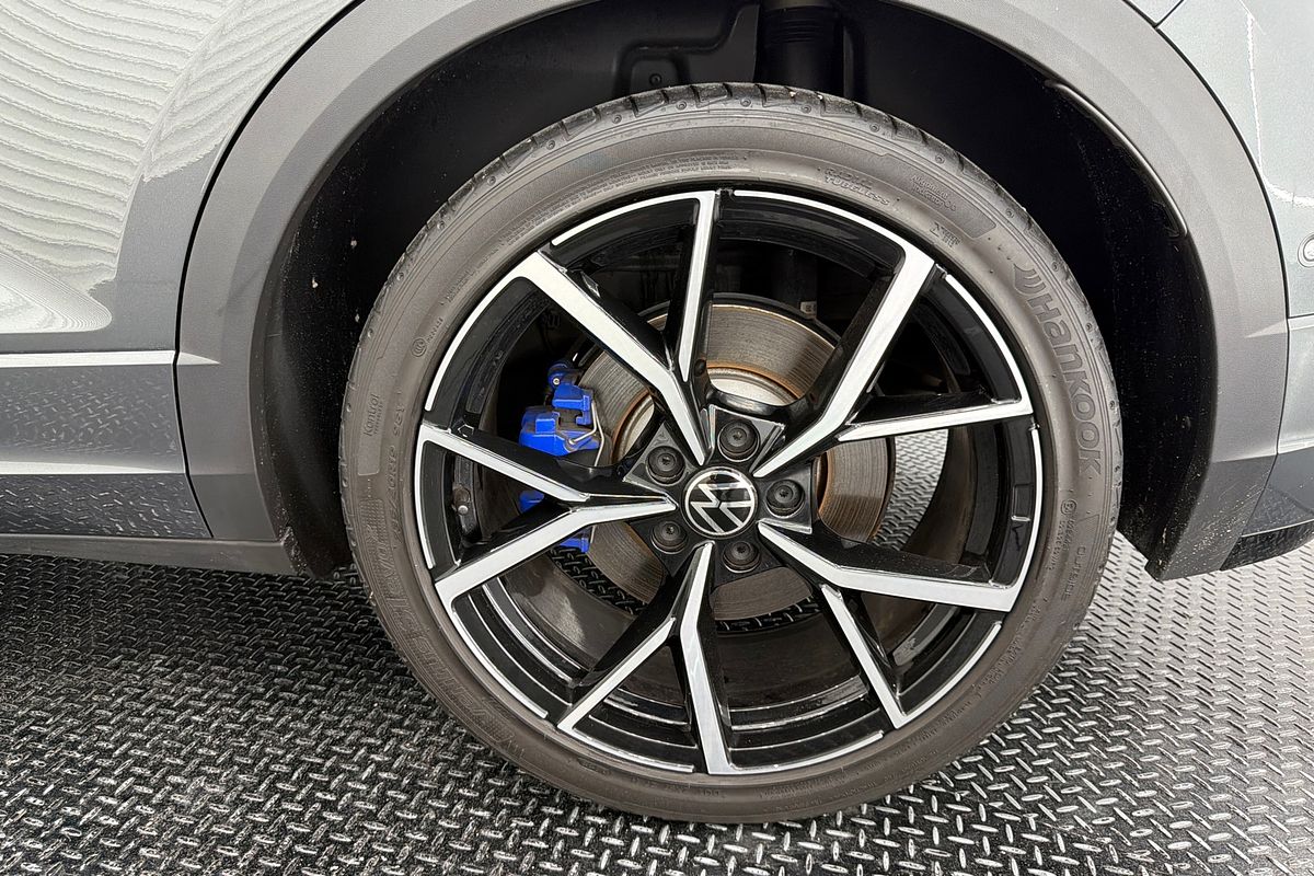 2023 Volkswagen T-Roc R D11