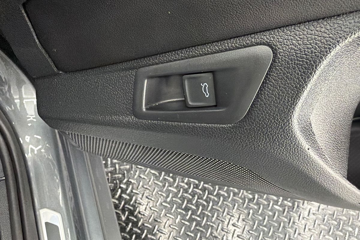 2023 Volkswagen T-Roc R D11