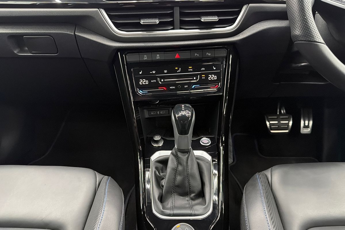 2023 Volkswagen T-Roc R D11