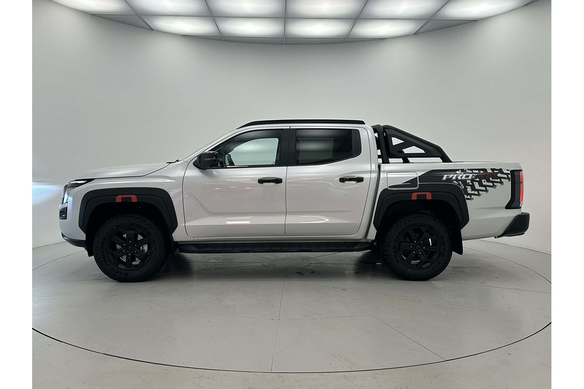 Nissan NAVARA 4X4 2.4 DSL AUTO DC P4X