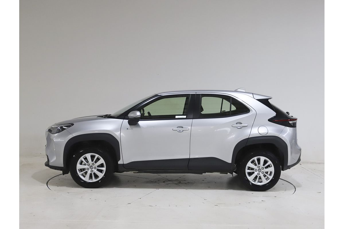 Yaris Cross Hybrid GX 1.5L Auto CVT Hatch 4A46680 001