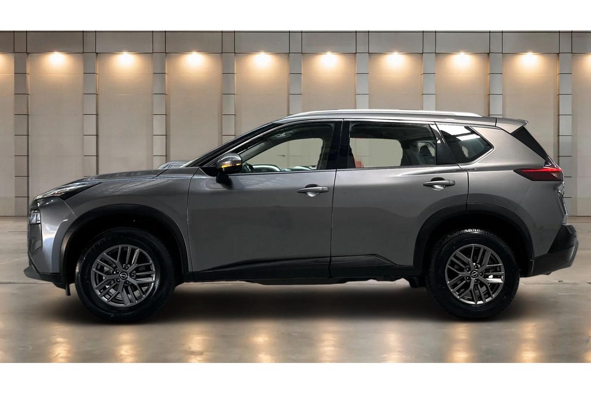 2024 Nissan X-TRAIL ST T33