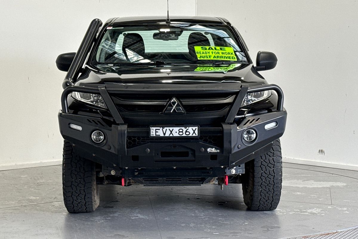 2022 Mitsubishi Triton GLX+ MR 4X4