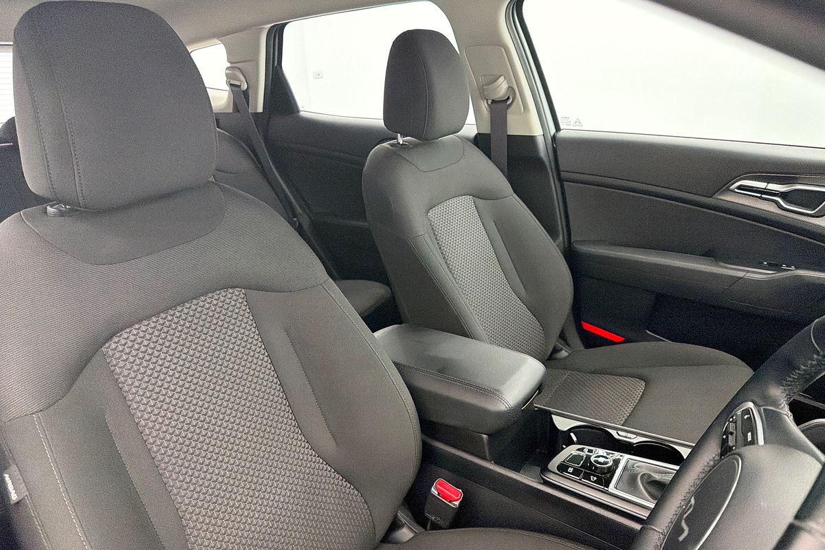 2023 Kia Sportage S NQ5