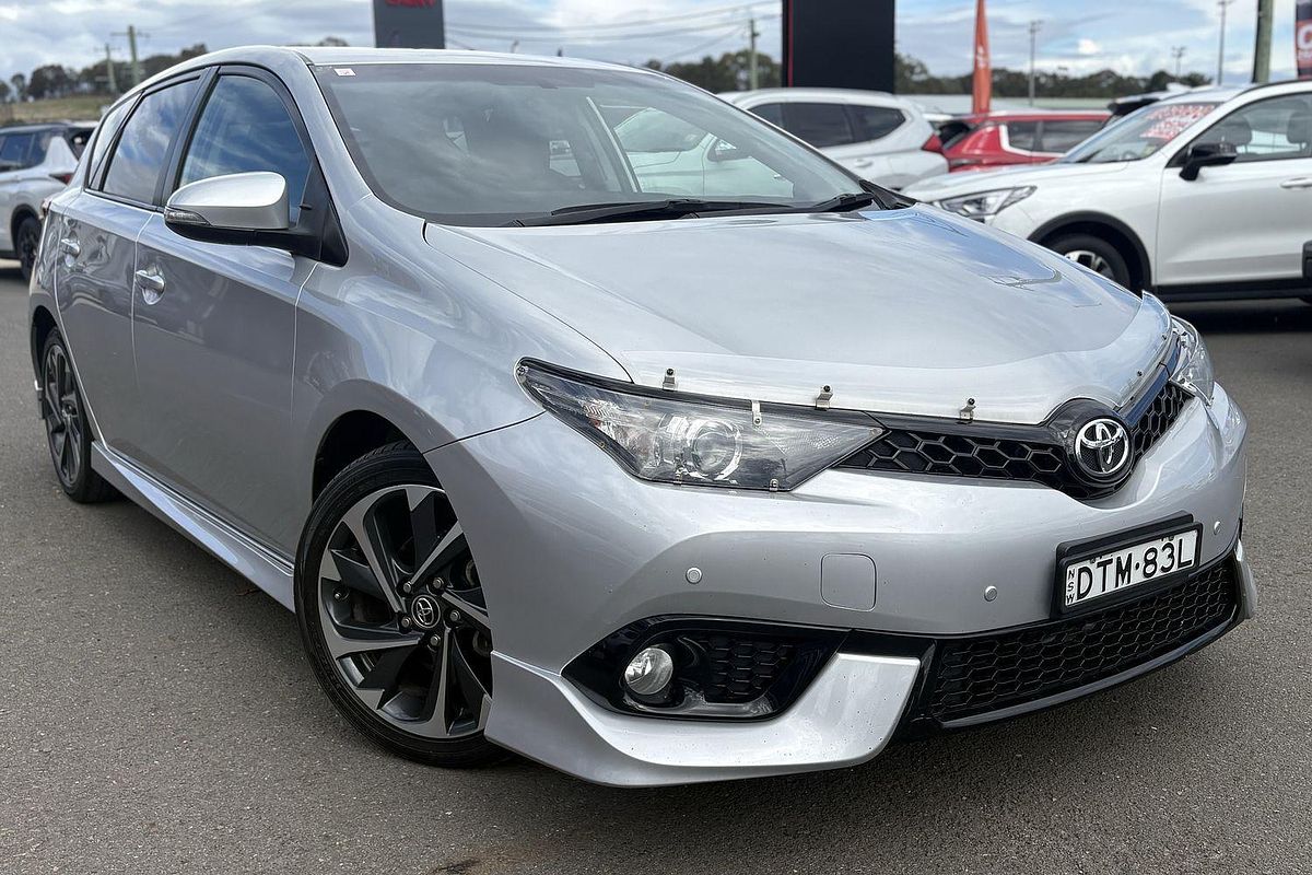 2017 Toyota Corolla SX ZRE182R