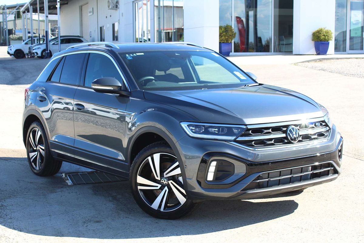 2025 Volkswagen T-Roc 140TSI R-Line D11