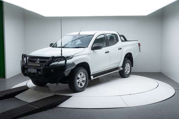 2019 Mitsubishi Triton GLX+ MR 4X4