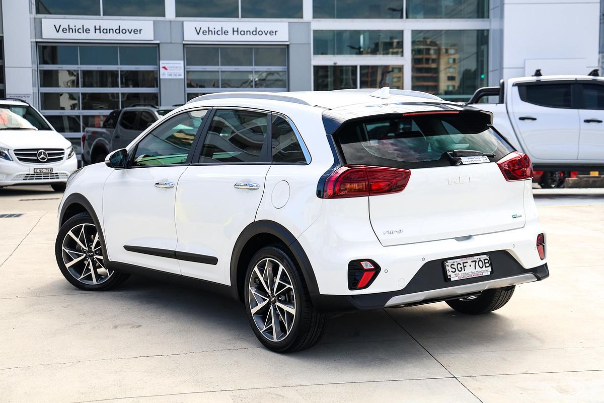 2021 Kia Niro Hybrid Sport DE