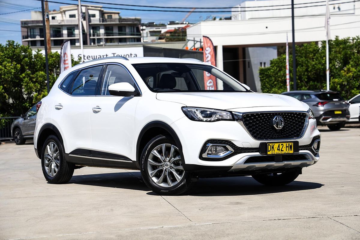 2024 MG HS Vibe SAS23