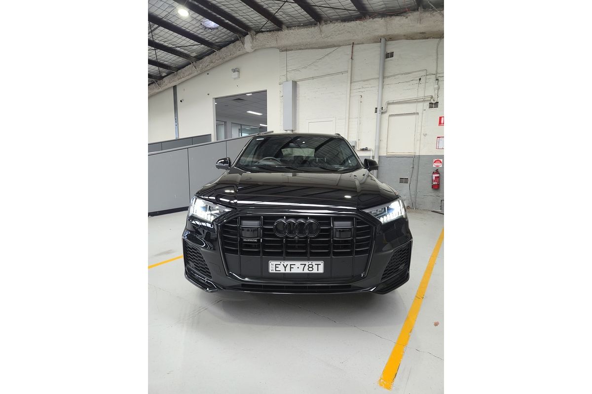 2022 Audi Q7 55 TFSI S line 4M