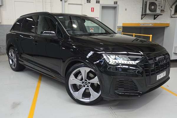2022 Audi Q7 55 TFSI S line 4M