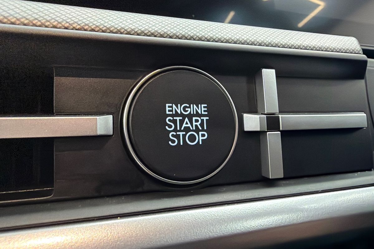 2025 Hyundai Santa Fe Hybrid MX5.V1