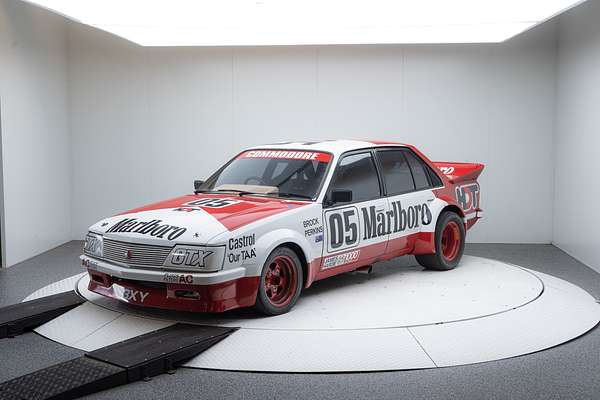 1983 Holden Commodore SLX VH