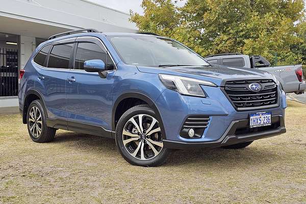 2023 Subaru Forester 2.5i Premium S5