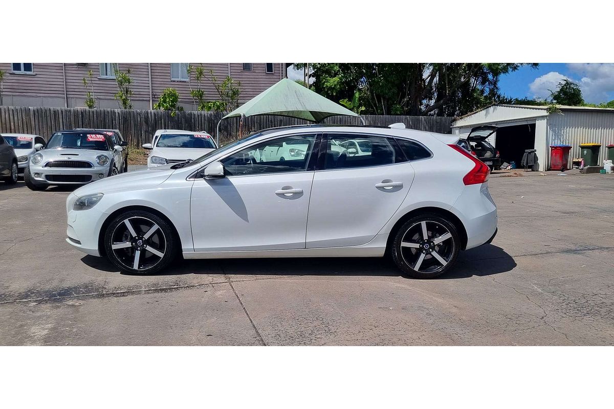 2013 Volvo V40 D4 Luxury