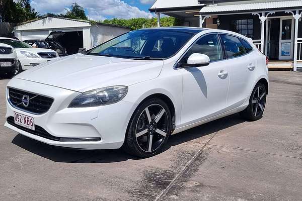 2013 Volvo V40 D4 Luxury