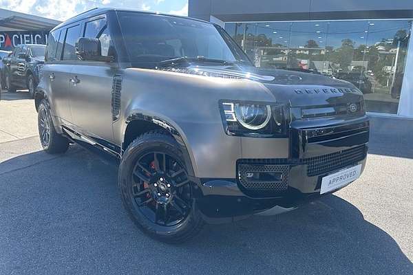 2023 Land Rover Defender 110 D300 X L663