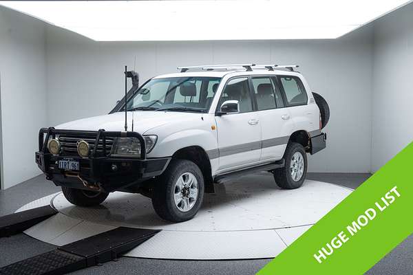 2004 Toyota Landcruiser Sahara UZJ100R