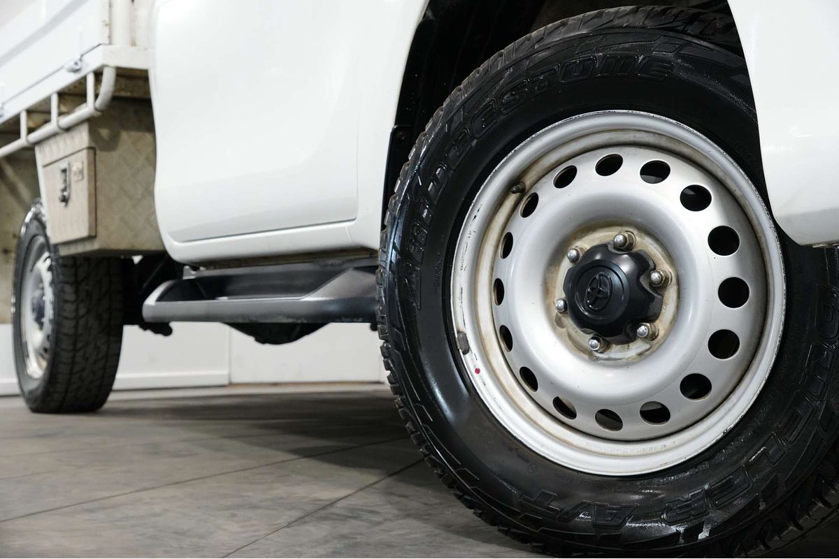 2018 Toyota Hilux SR GUN126R 4X4